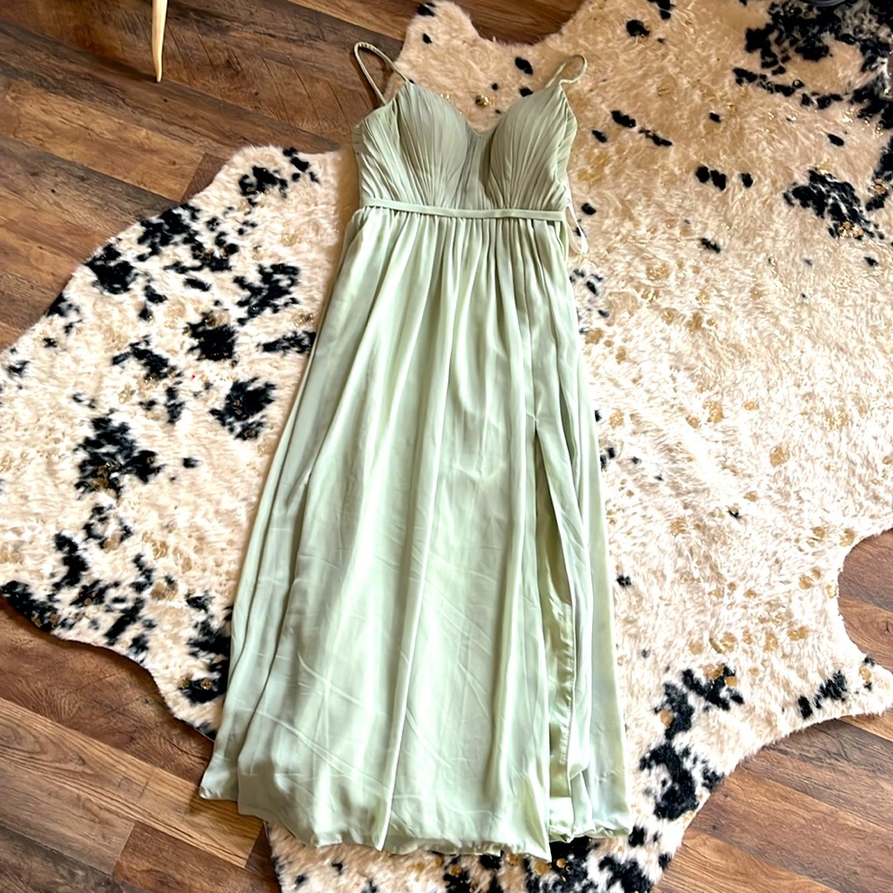 Azazie Gown Size 6